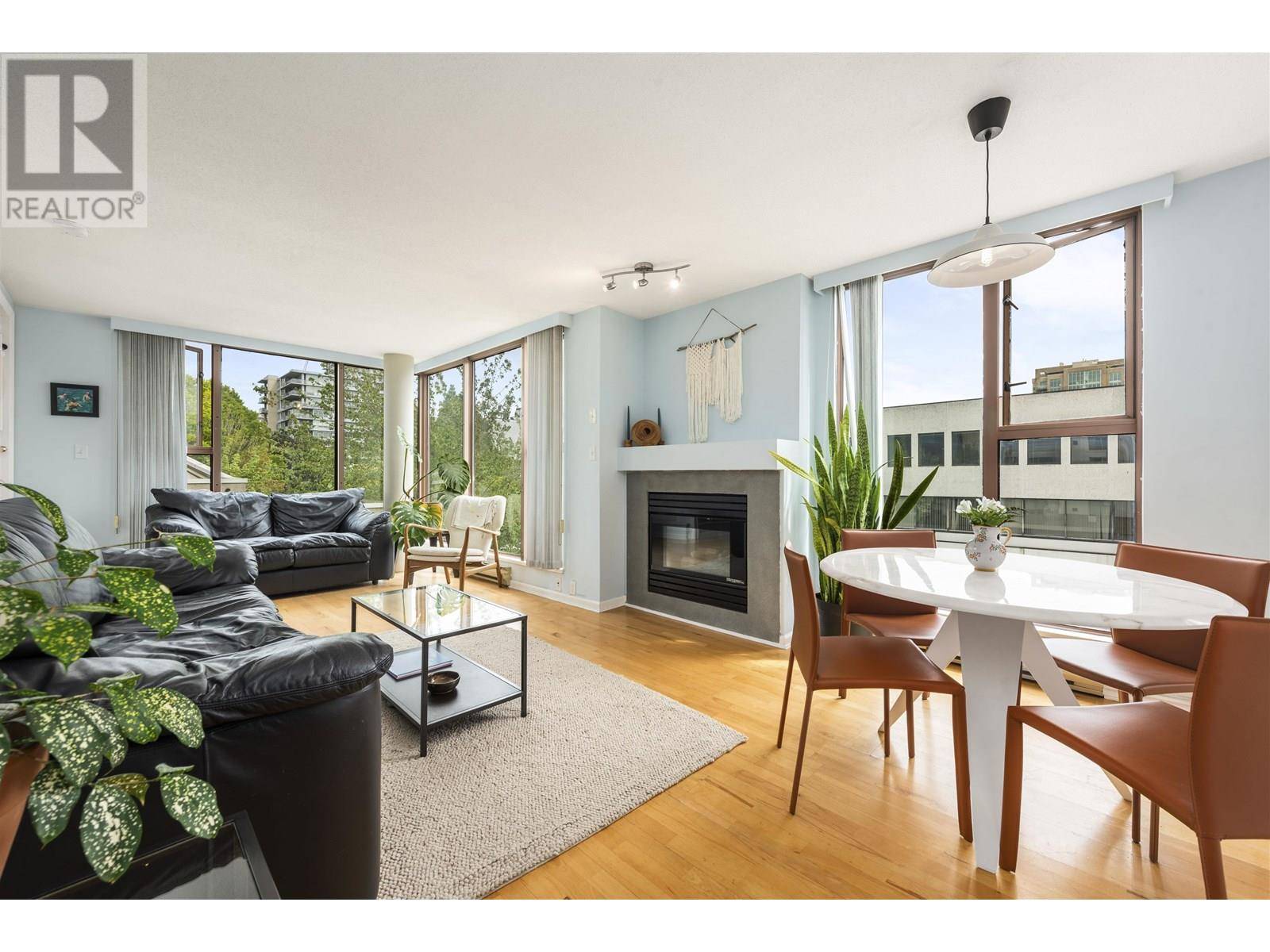 1633 West 8TH AVE #405, Vancouver, BC V6J5H7