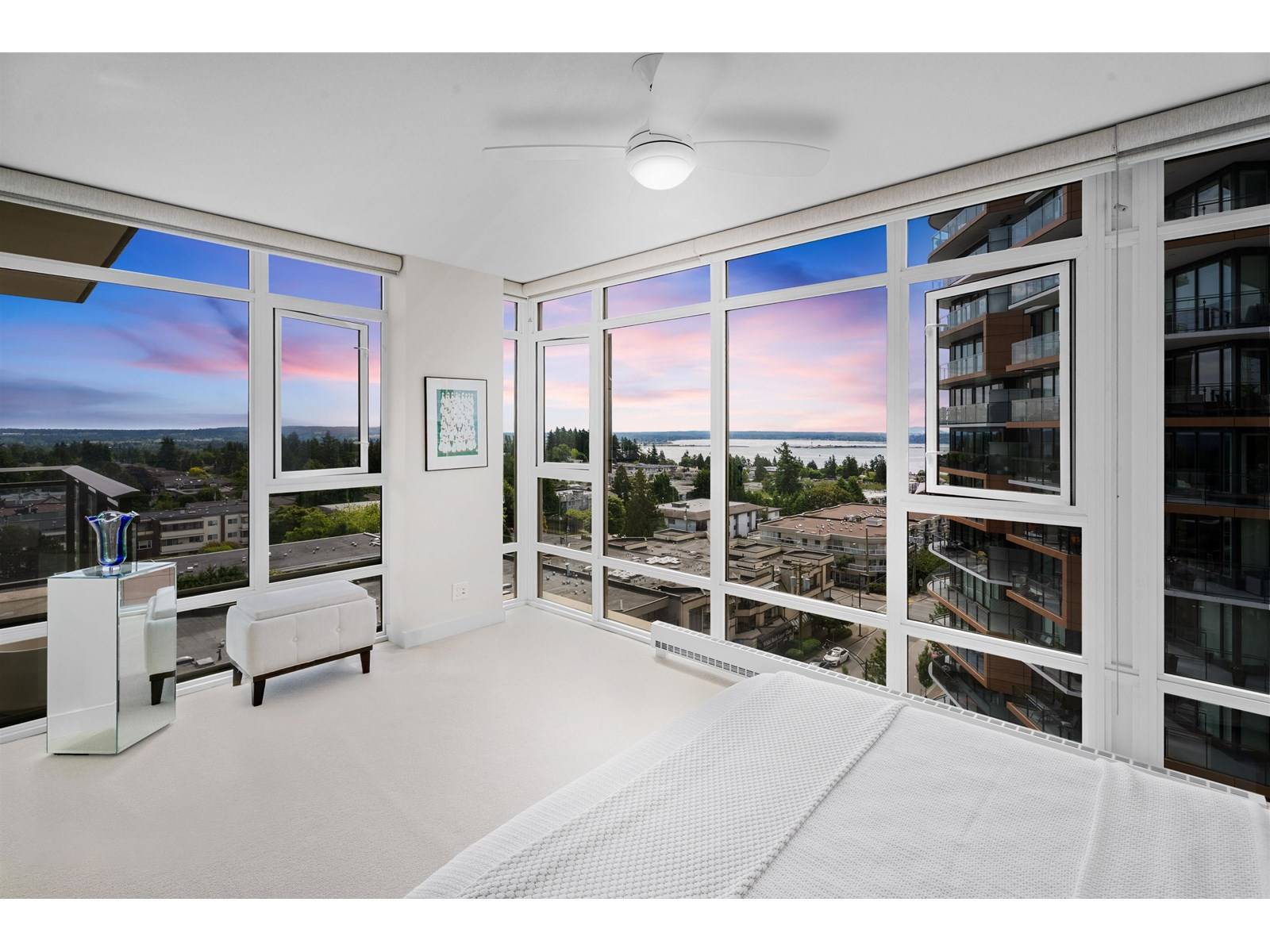White Rock, BC V4B0A9,1455 GEORGE #1105