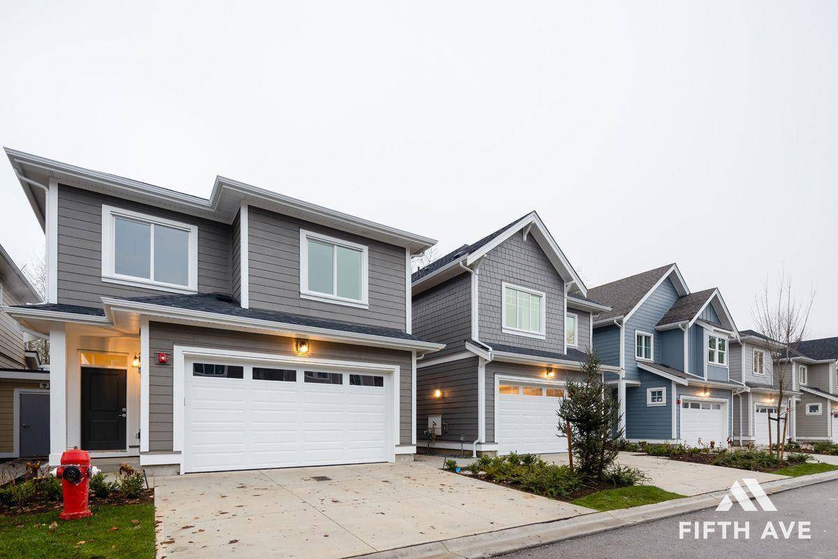 20680 76B #13, Langley, BC V2Y4L2