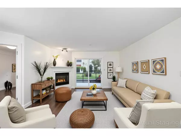 Abbotsford, BC V2S3H6,2038 SANDALWOOD CRES #104