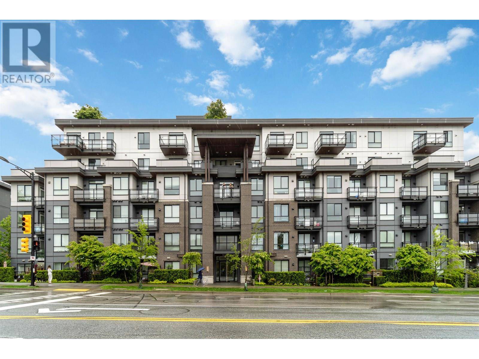 Coquitlam, BC V3J3Y1,700 CLARKE RD #301