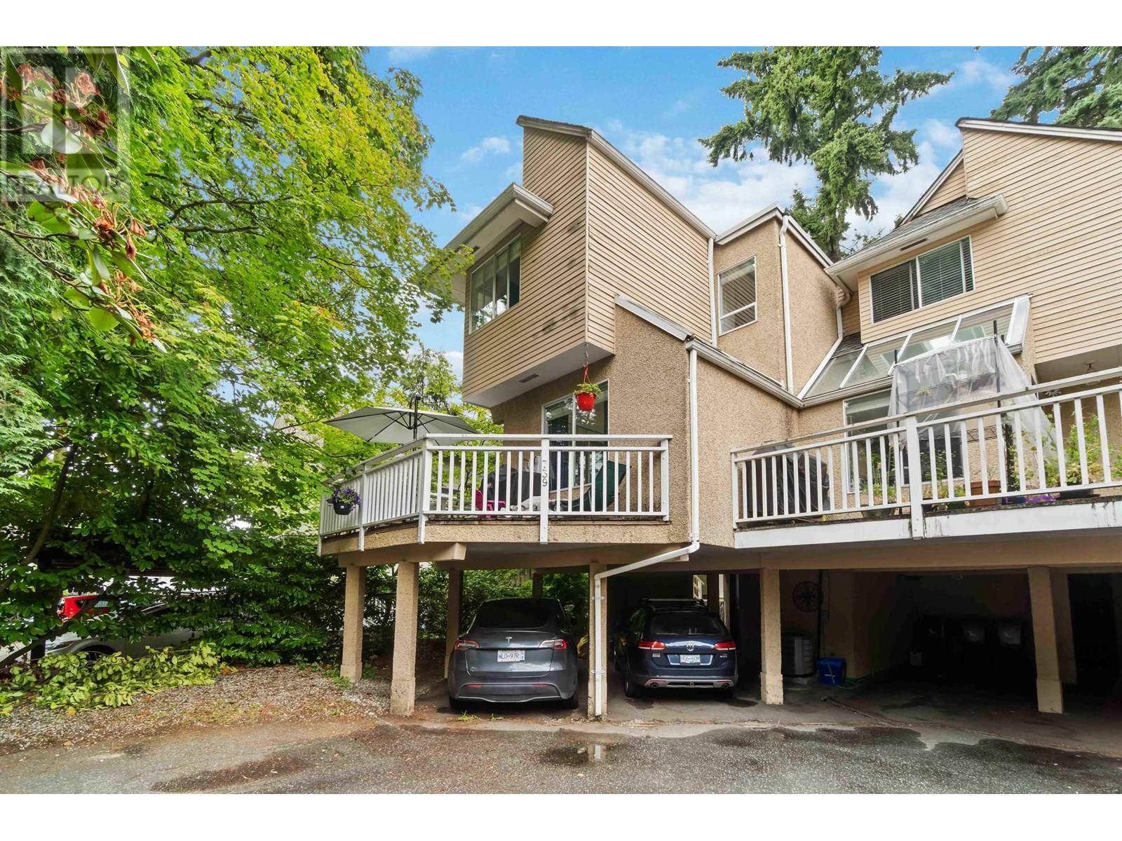 739 W QUEENS ROAD, North Vancouver, BC V7N2L4