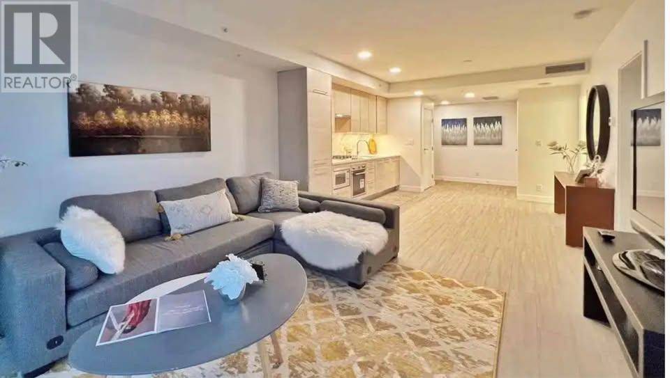 4458 BERESFORD ST #1704, Burnaby, BC V5H0J1
