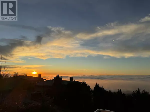 West Vancouver, BC V7S3H7,2358 CONSTANTINE PLACE