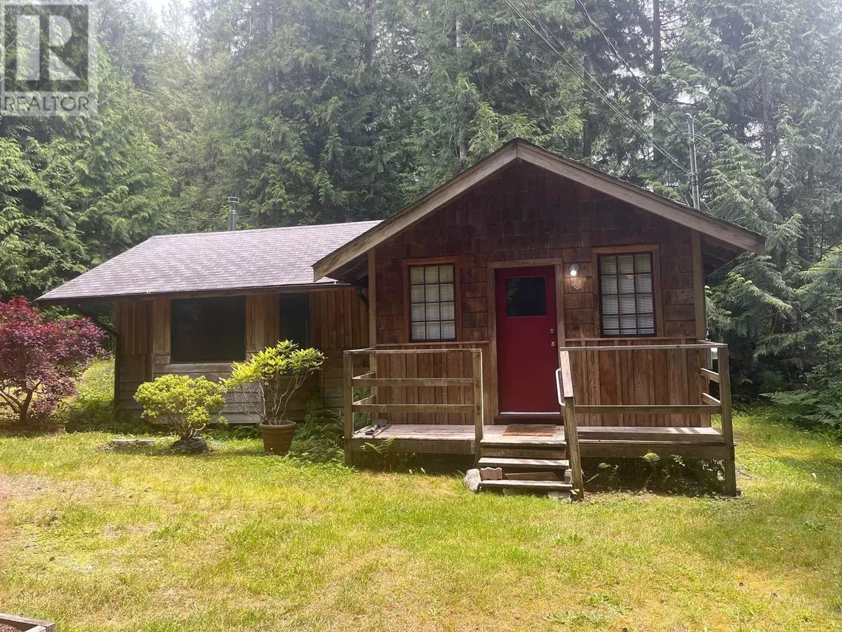 Roberts Creek, BC V0N2W4,980 WOODLEY ROAD