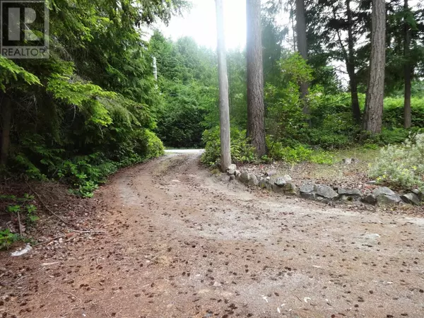 Halfmoon Bay, BC V7Z1A8,8161 WESTWOOD ROAD