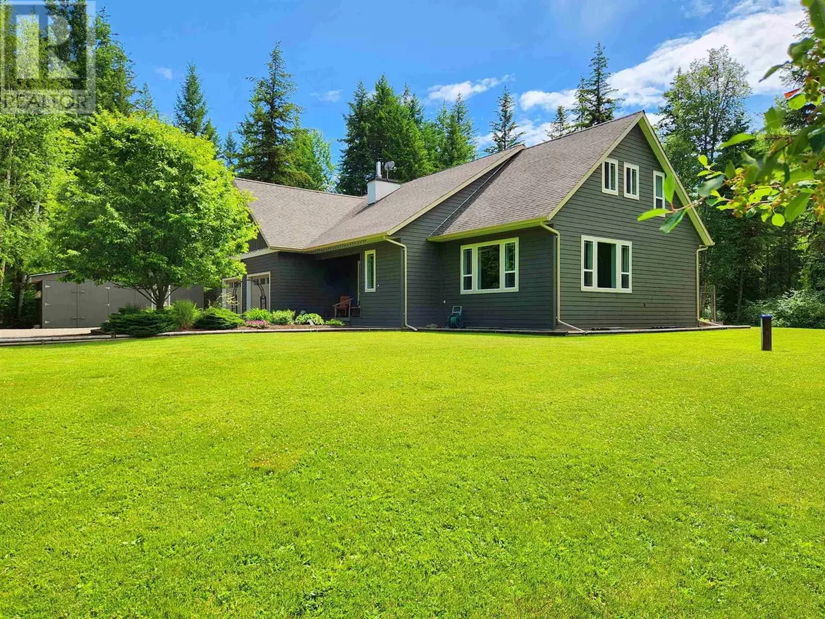 Quesnel, BC V2J6L5,4762 CAROLYN ROAD