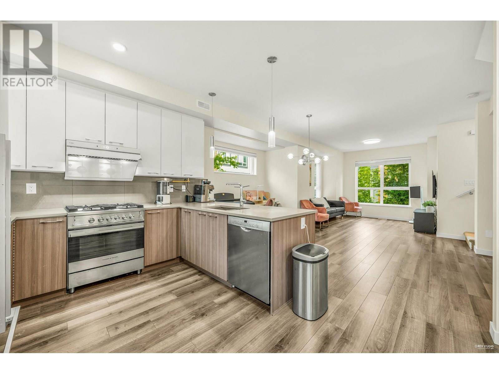 Richmond, BC V6X1Z2,10311 RIVER DR #63