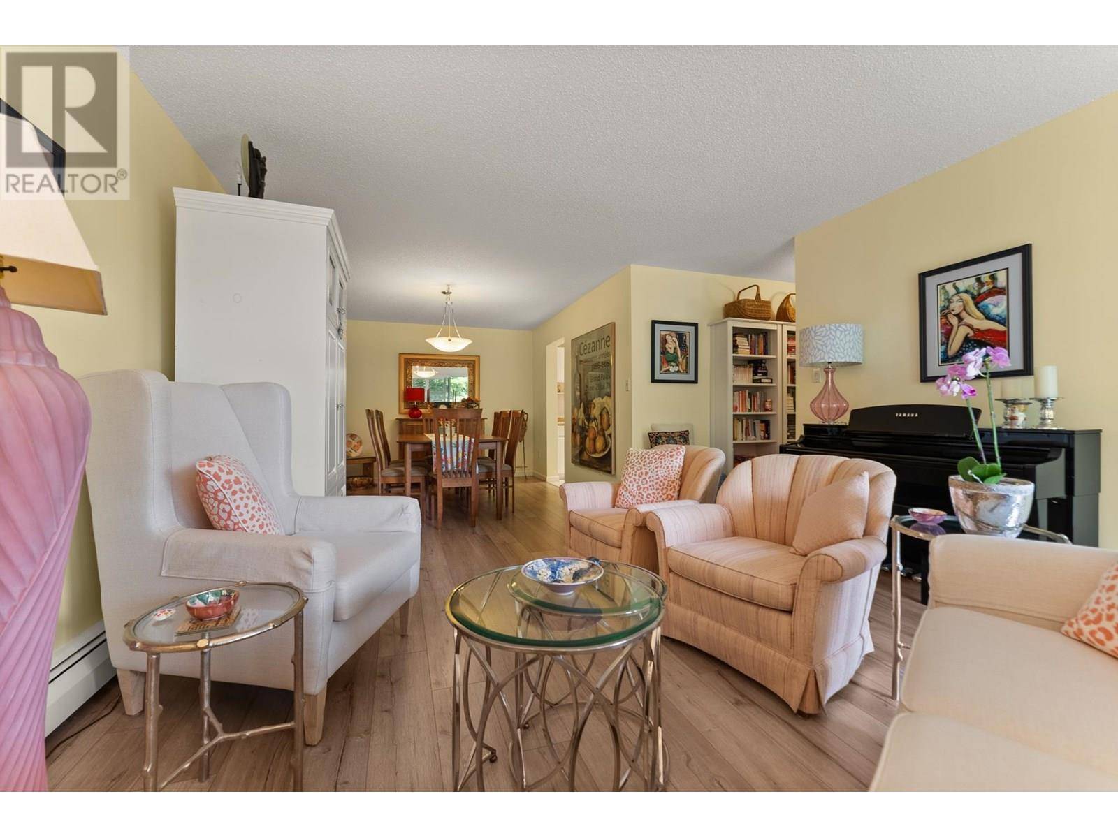 Richmond, BC V7A4P9,10180 RYAN RD #203