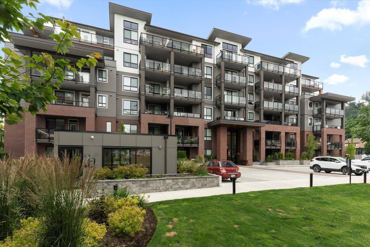 45511 CAMPUS DR #308, Chilliwack, BC V2R6K8