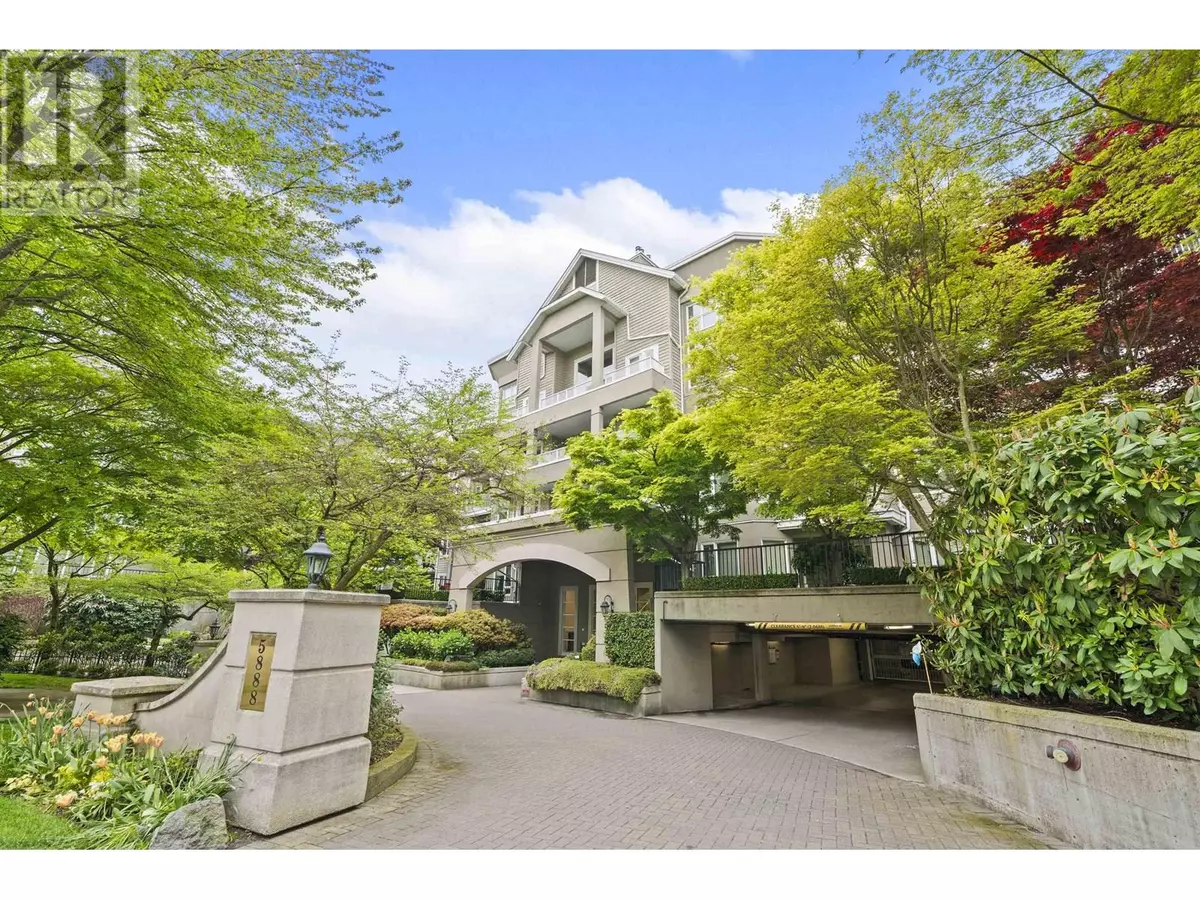 Richmond, BC V7C5R9,5888 DOVER CRES #347