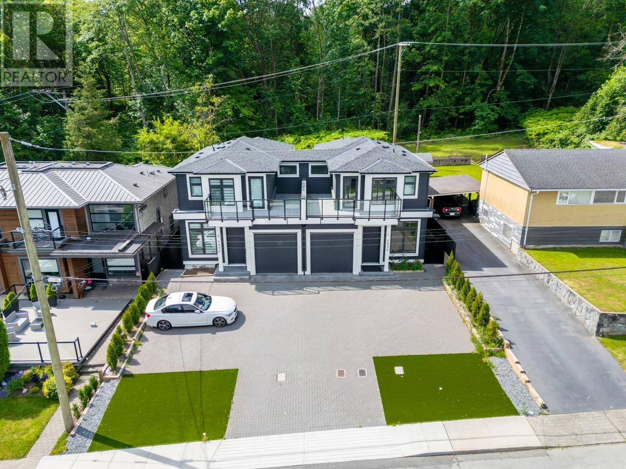 Burnaby, BC V5G1P6,4096 NITHSDALE ST #1