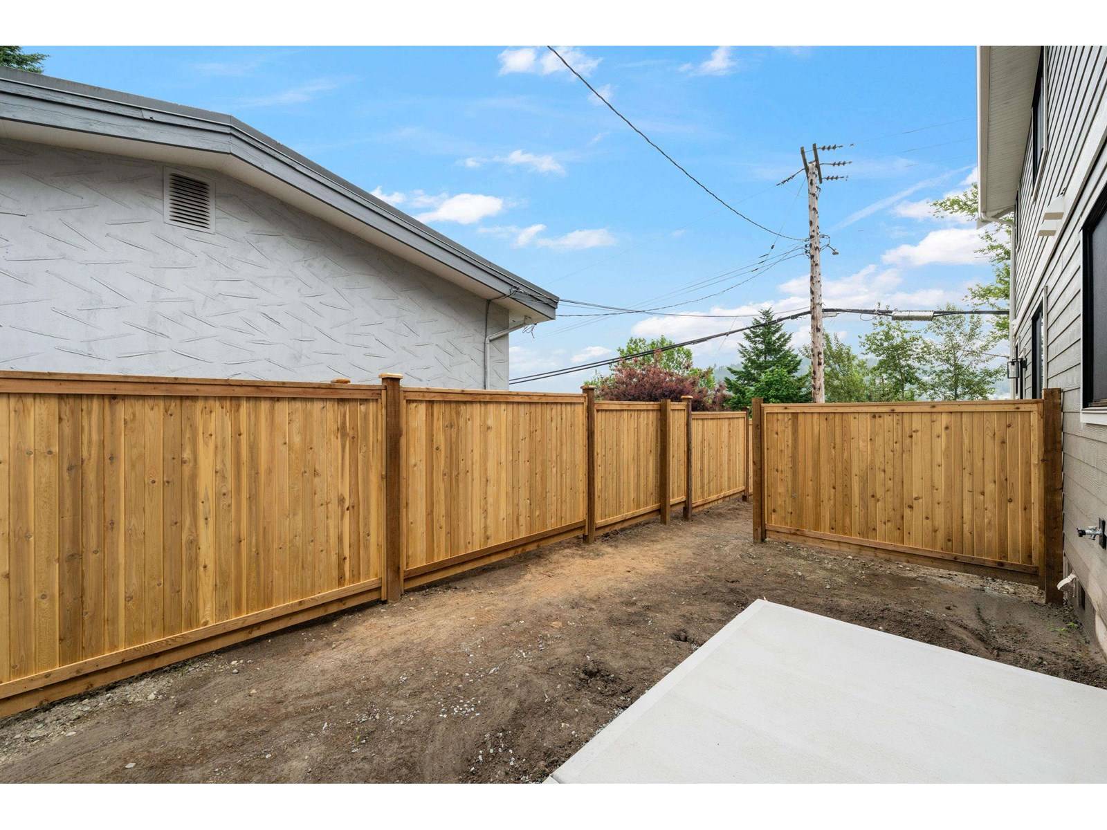 Abbotsford, BC V2S4S3,2477 BECK ROAD