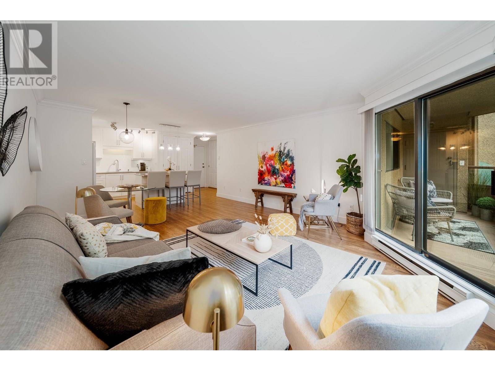Burnaby, BC V5A2V6,1750 AUGUSTA AVE #106