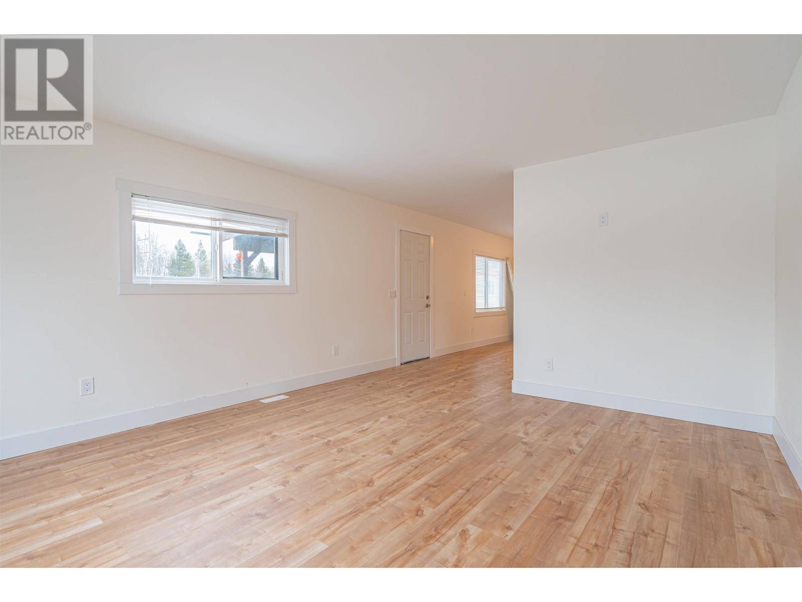 Prince George, BC V2N6Y8,8474 BUNCE RD #54