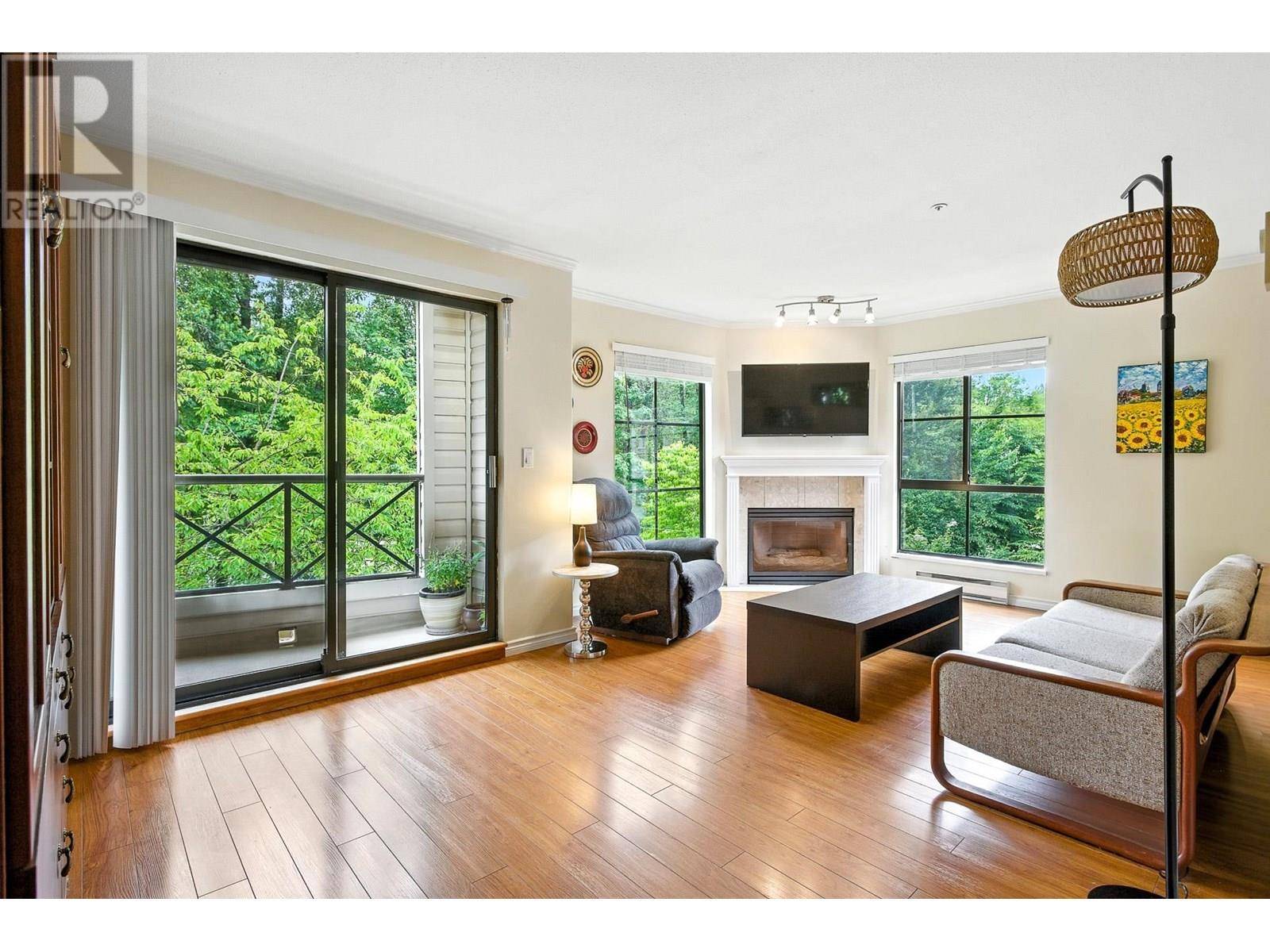 Port Coquitlam, BC V3C2A3,2357 WHYTE AVE #303