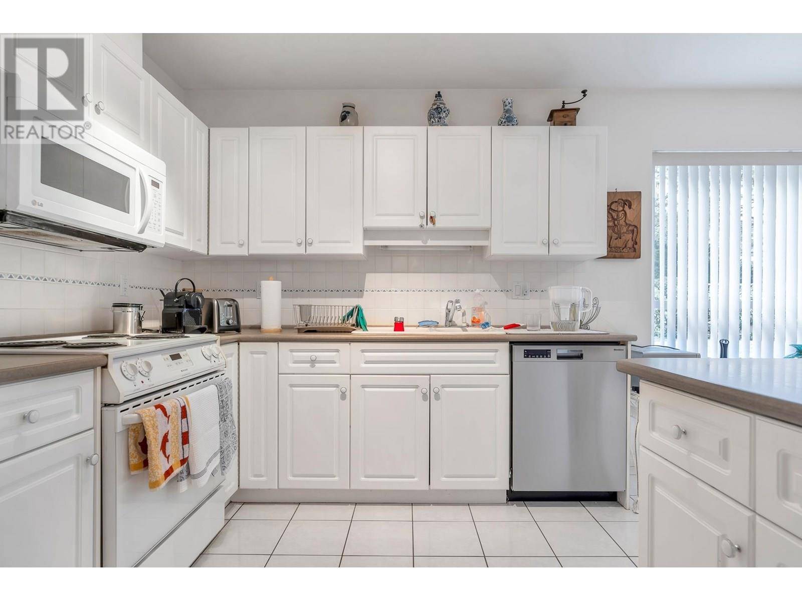 Delta, BC V4M3J9,1131 55 ST #106