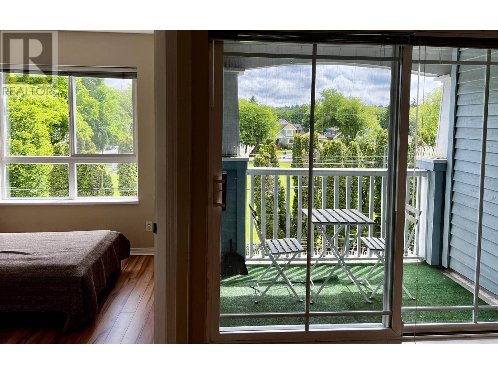 Vancouver, BC V6R4R9,3333 West 4TH AVE #412