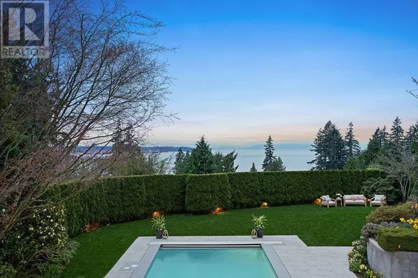 West Vancouver, BC V7V2L3,2964 MATHERS CRESCENT