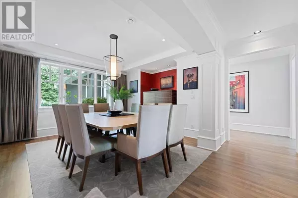 West Vancouver, BC V7V2L3,2964 MATHERS CRESCENT
