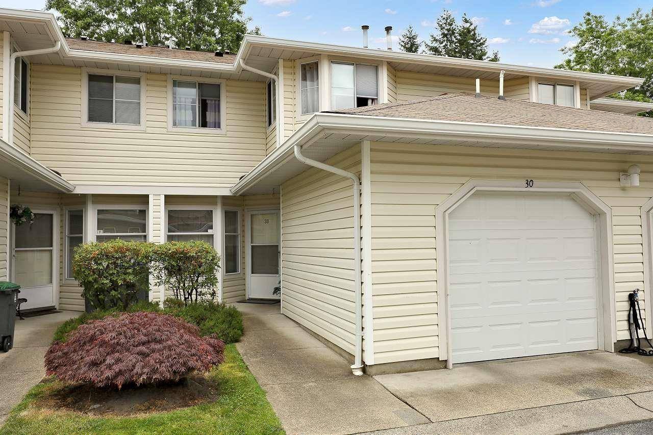 10038 155 #30, Surrey, BC V3R0S2