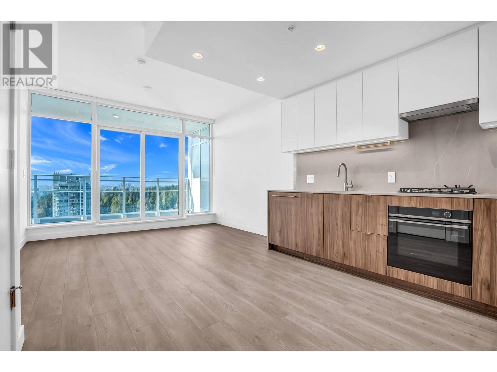 505 NELSON ST #1605, Coquitlam, BC V3J0R5