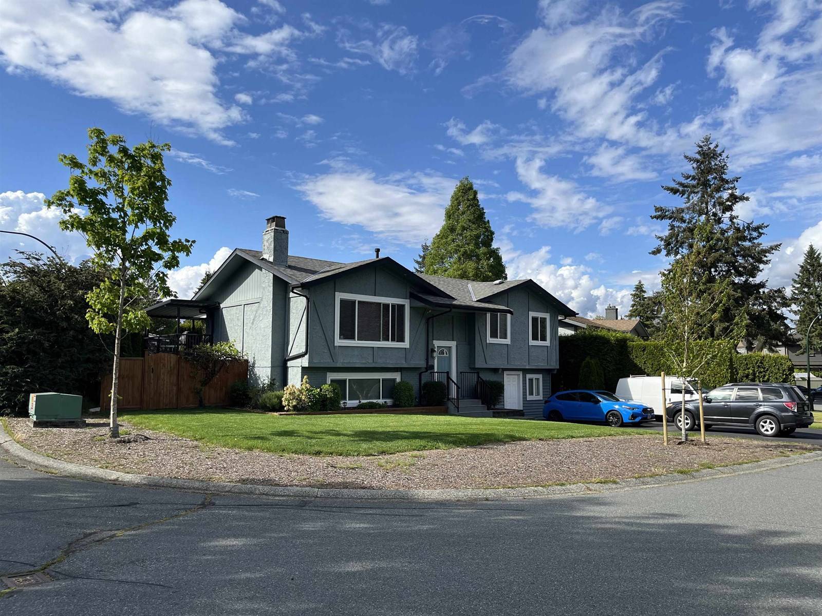 Delta, BC V4C7G8,8945 MITCHELL WAY