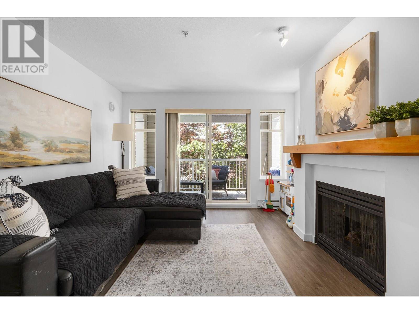 Coquitlam, BC V3E3L9,1432 PARKWAY BLVD #212