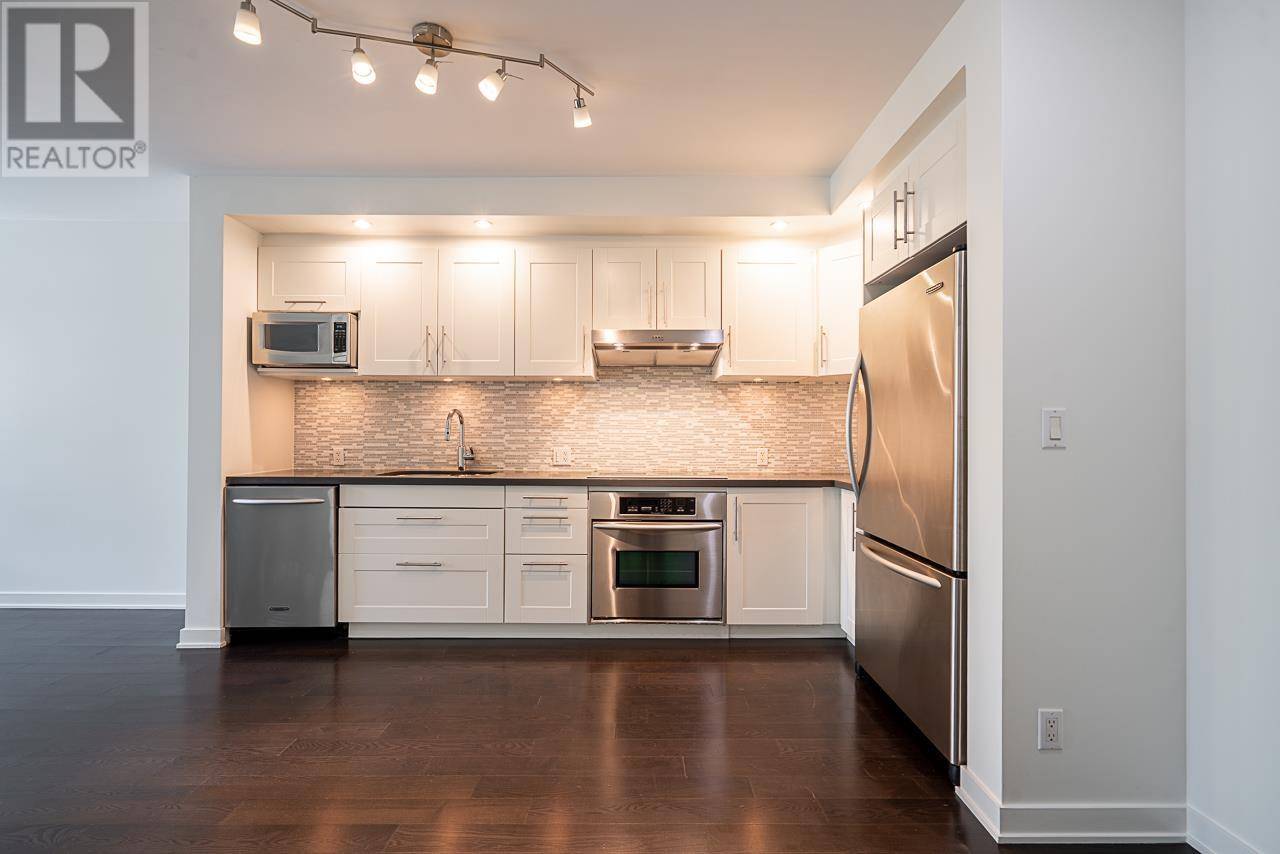 Vancouver, BC V5Z0A3,750 W 12TH AVENUE
