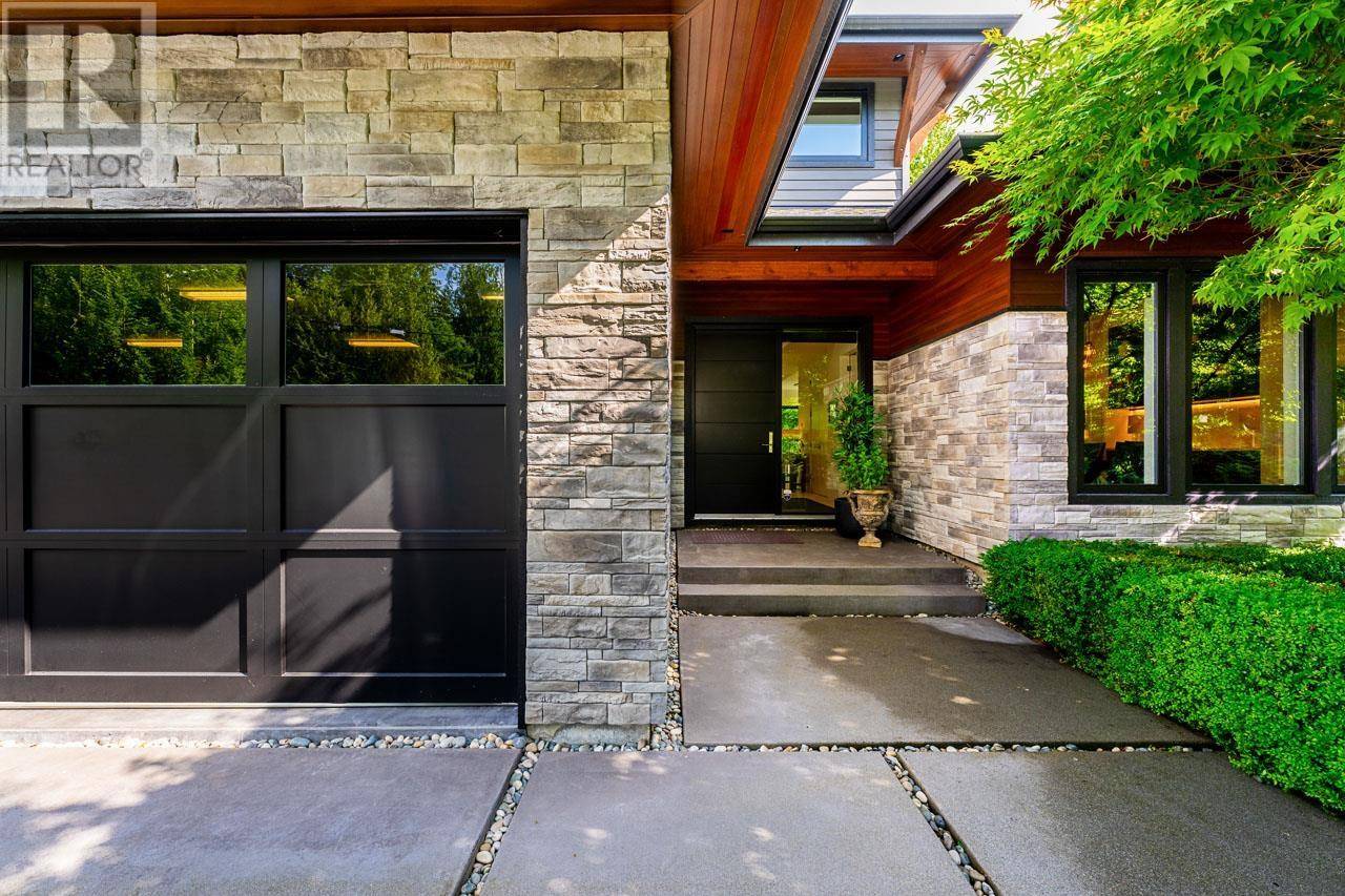 Maple Ridge, BC V2W1C9,26290 126 AVENUE