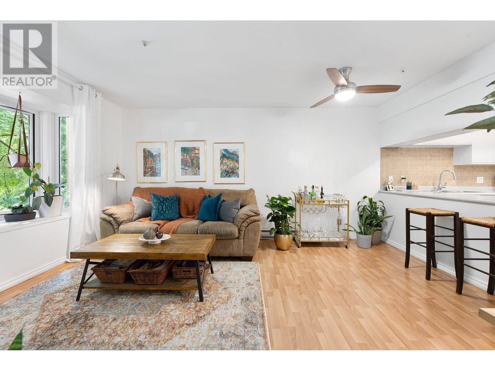Vancouver, BC V5L1J7,2133 DUNDAS ST #207