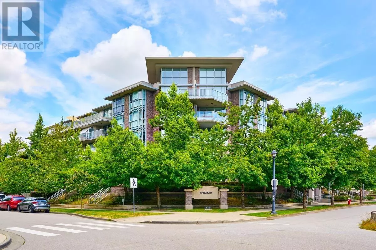 Richmond, BC V6Y4K6,9371 HEMLOCK DR #317