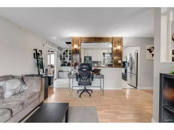 Langley, BC V3A7A2,5009 208 STREET