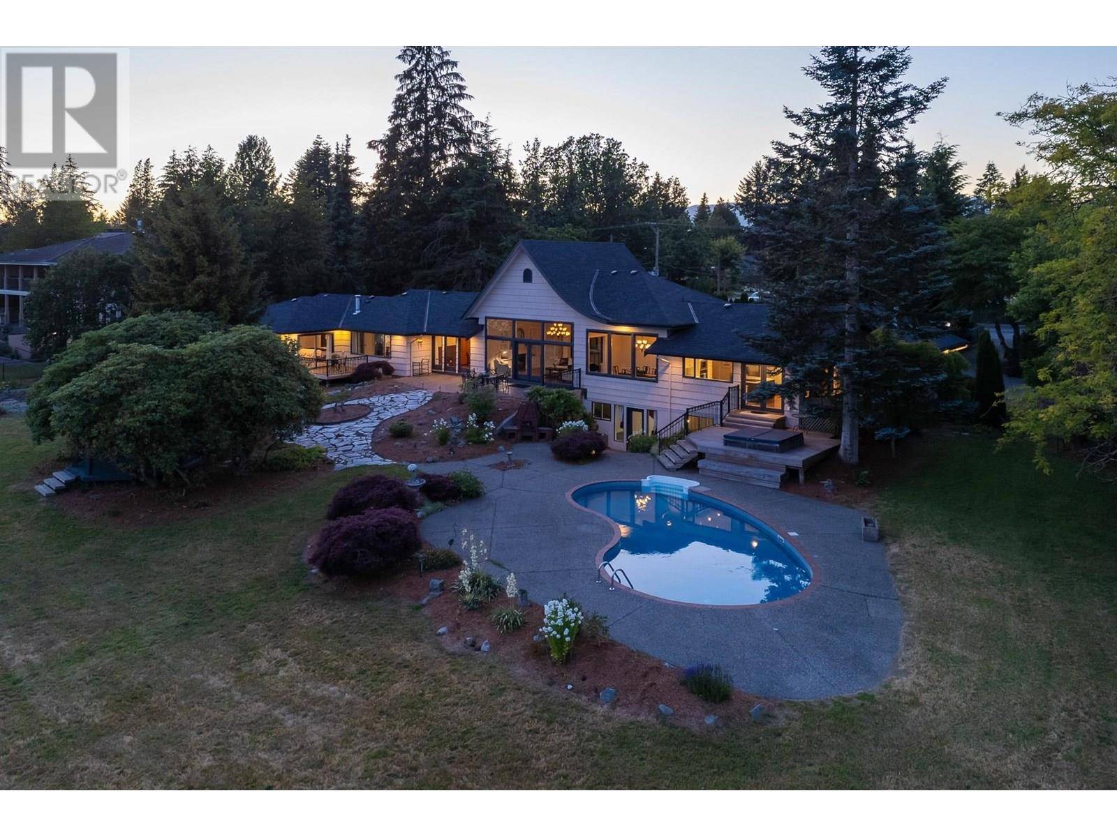 Maple Ridge, BC V2X2C1,21850 RIVER ROAD