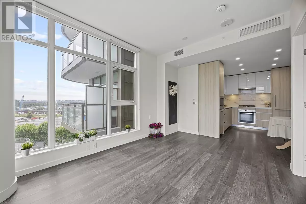 Burnaby, BC V5B0B5,5311 GORING ST #703