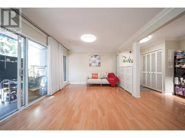 Richmond, BC V7A1Y7,9240 GLENACRES DR #63