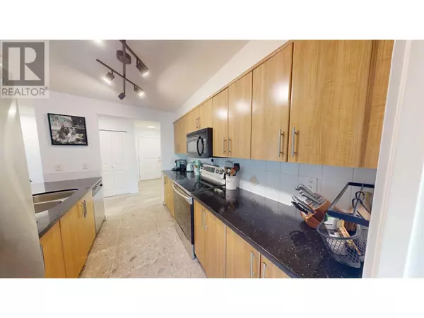 Port Moody, BC V3H0C1,3240 ST JOHNS ST #307