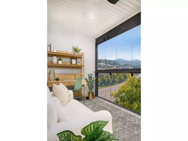 Abbotsford, BC V2S2E8,34375 GLADYS AVE #213