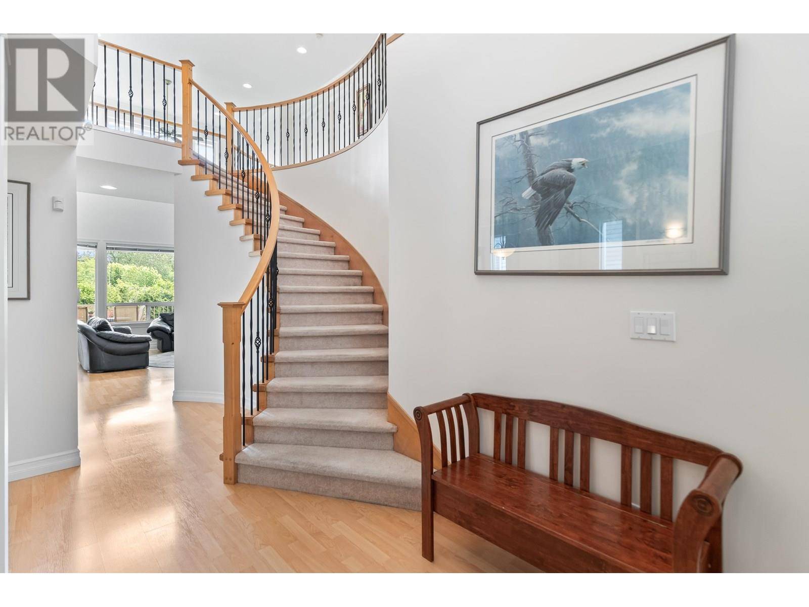 Maple Ridge, BC V4R2V4,11728 CREEKSIDE STREET
