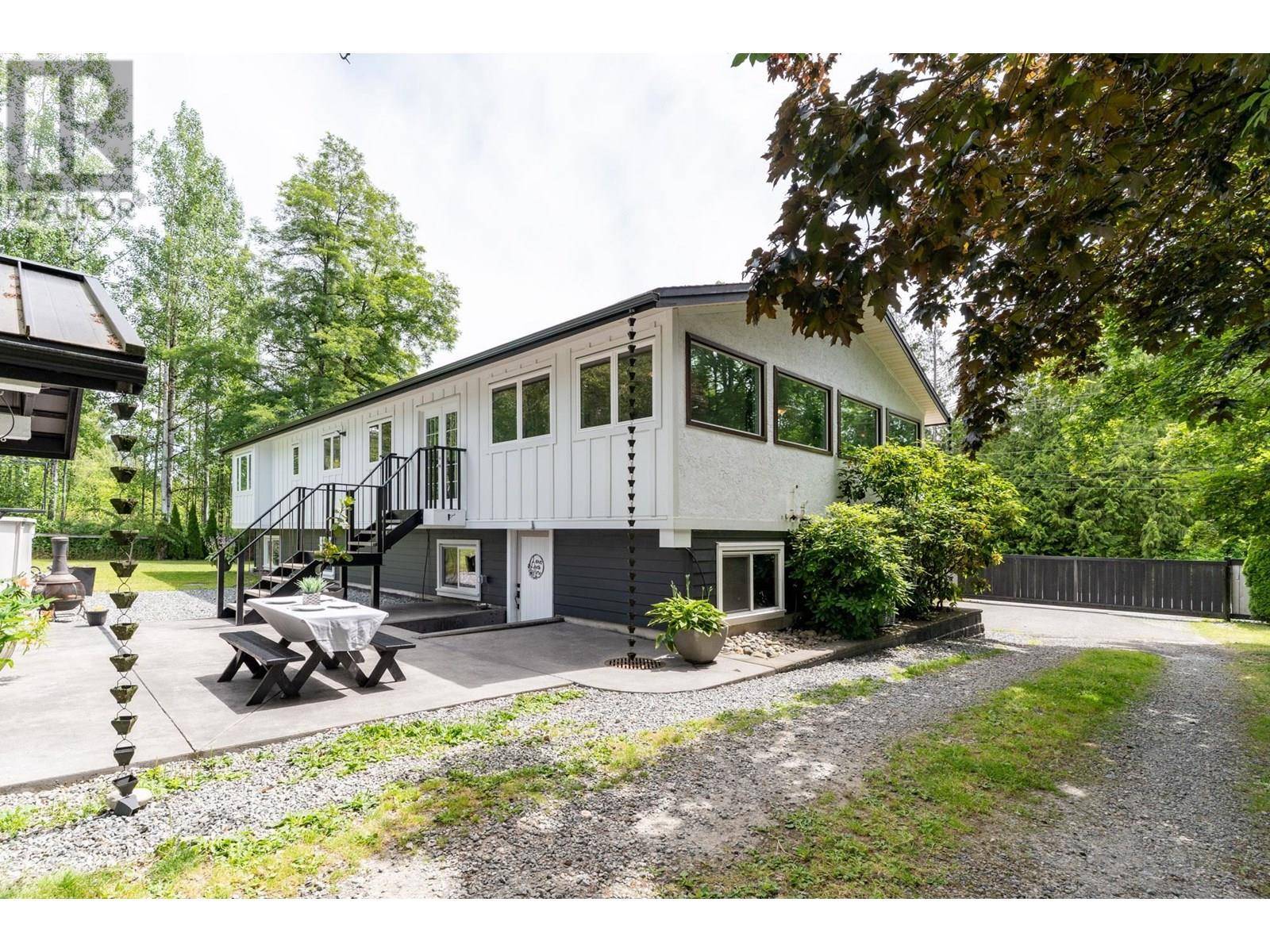 Maple Ridge, BC V2W1S3,24991 100 AVENUE