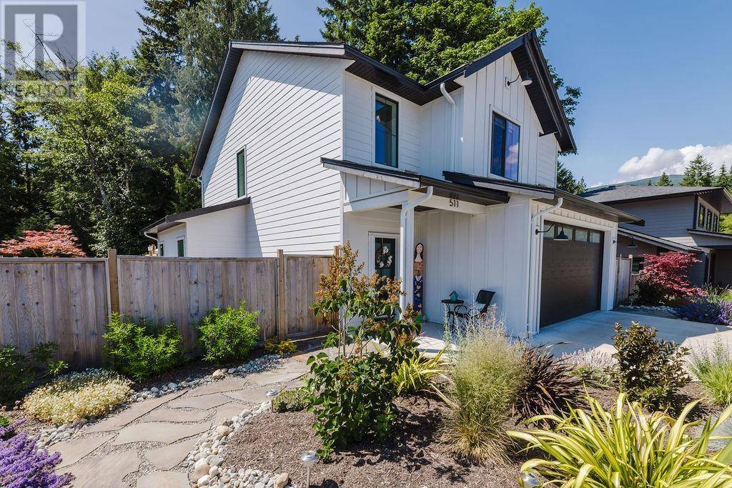 Gibsons, BC V0N1V5,511 JORDAN WAY