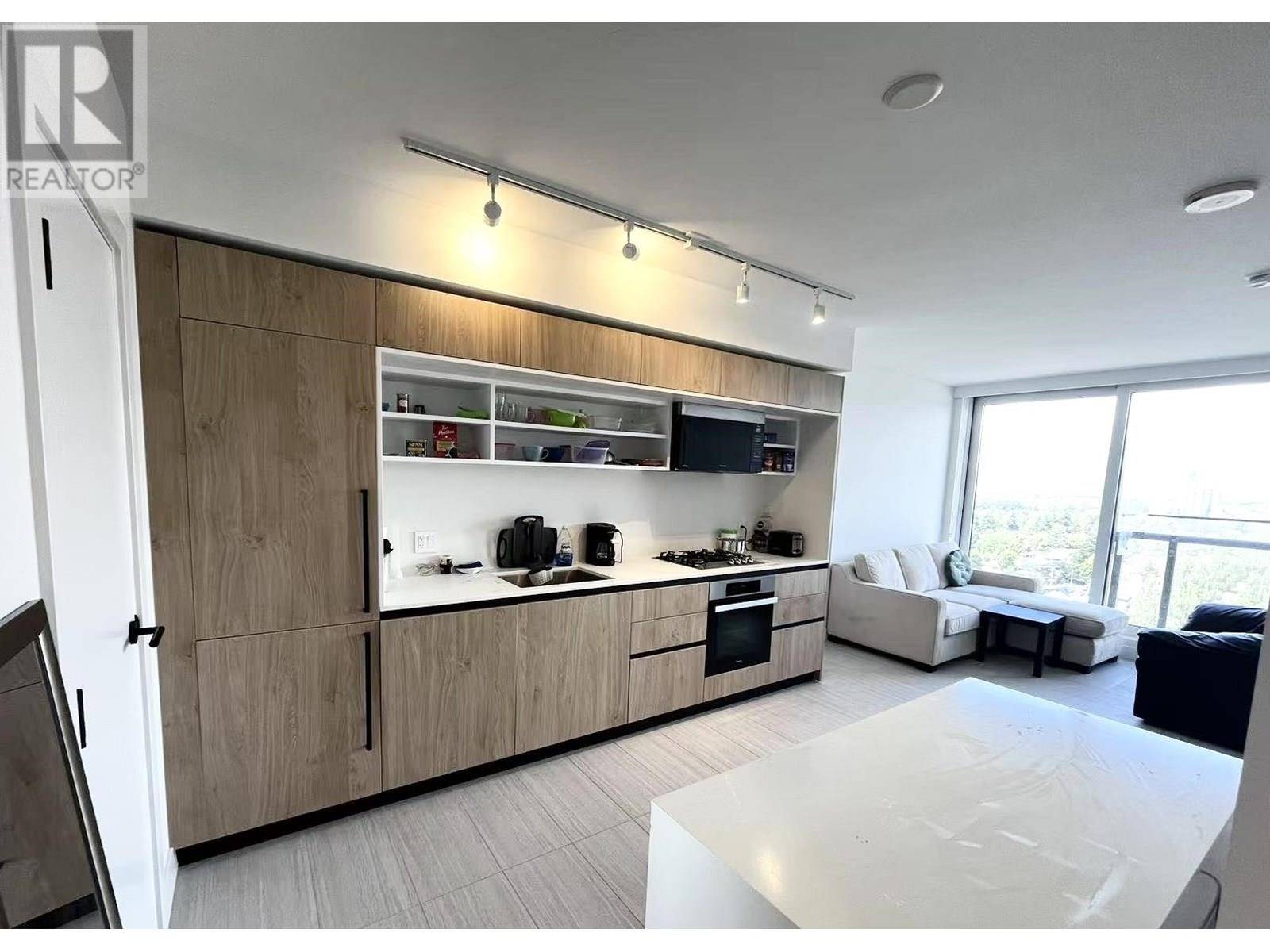 Vancouver, BC V5R0J9,5058 JOYCE ST #1602