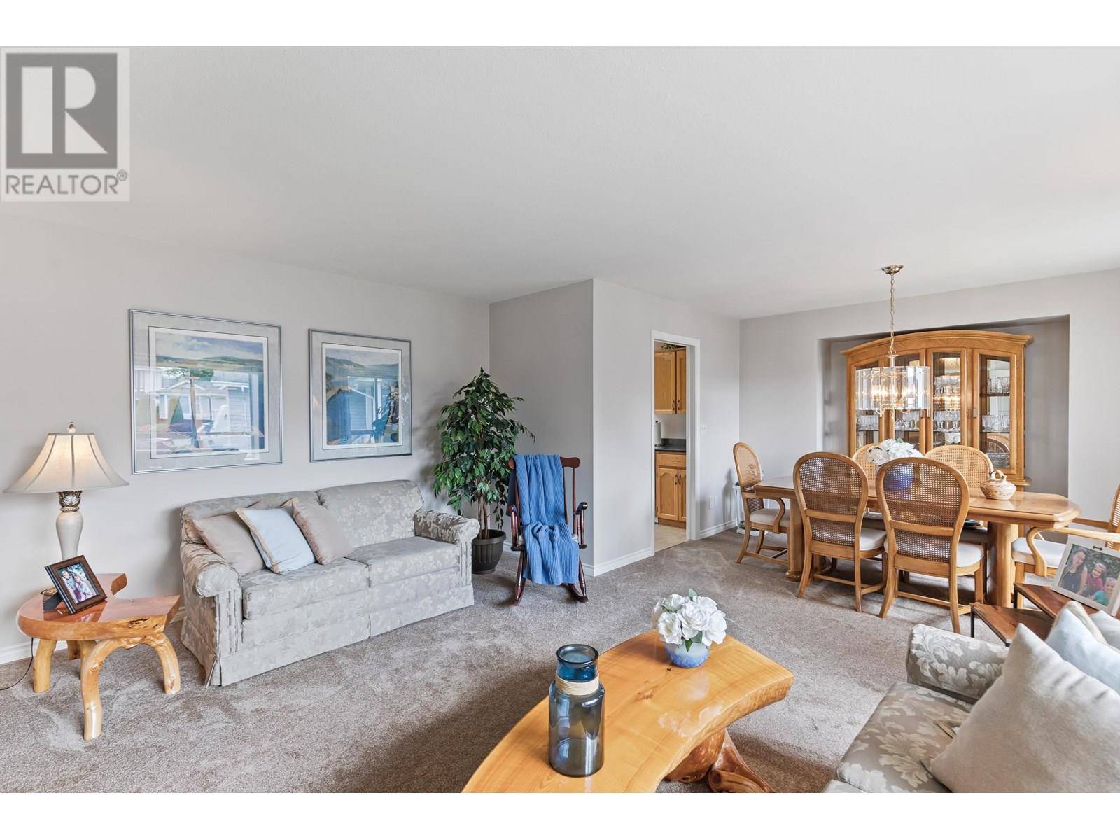 Pitt Meadows, BC V3Y2E1,12235 CYPRESS COURT