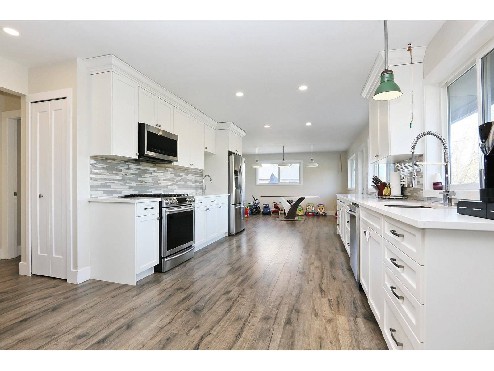 Chilliwack, BC V2P8E1,8875 PREST ROAD|East Chilliwack