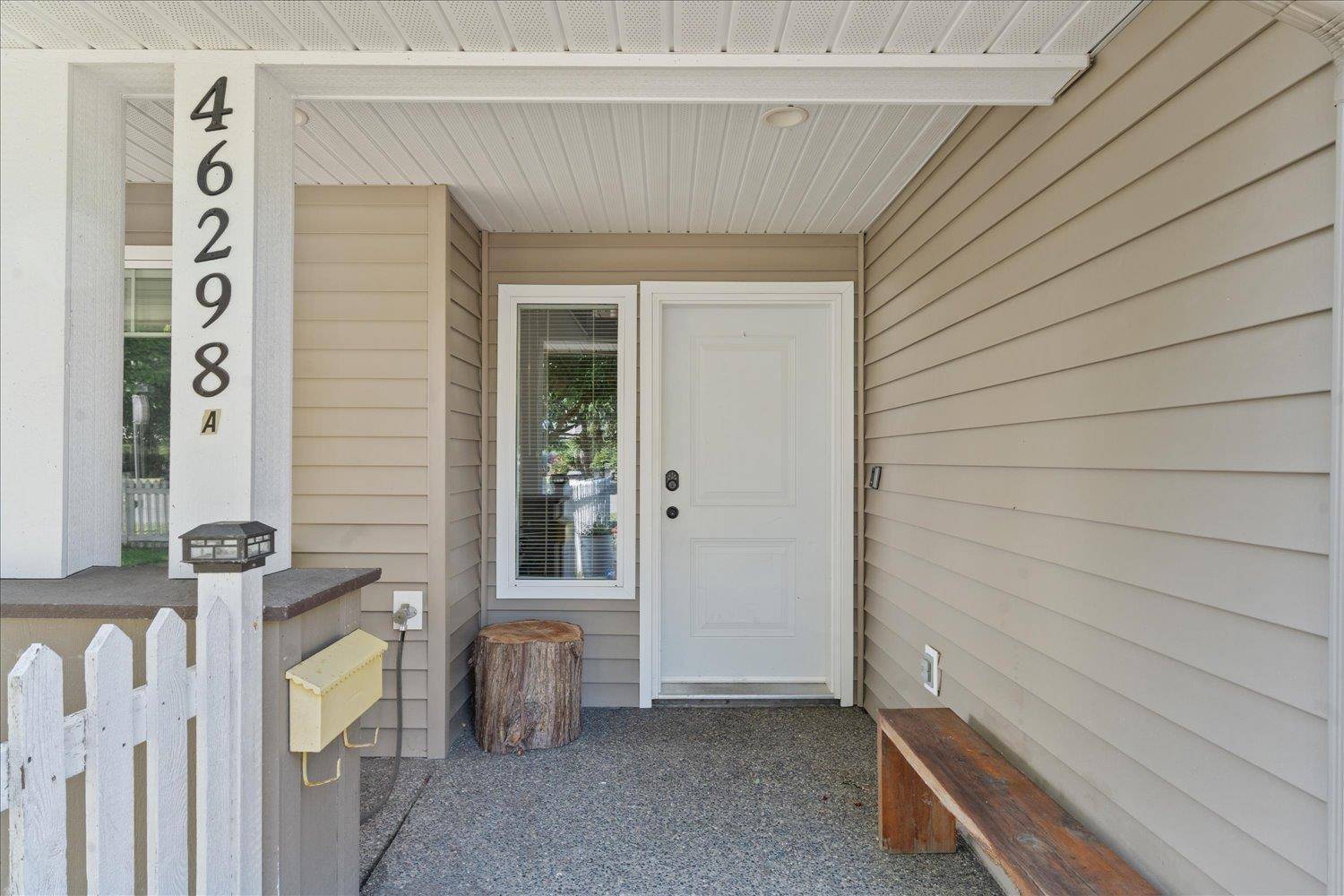 Chilliwack, BC V2P1R8,46298 THIRD AVE #A