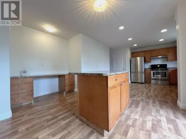 Prince George, BC V2M0A5,4728 HILL AVENUE