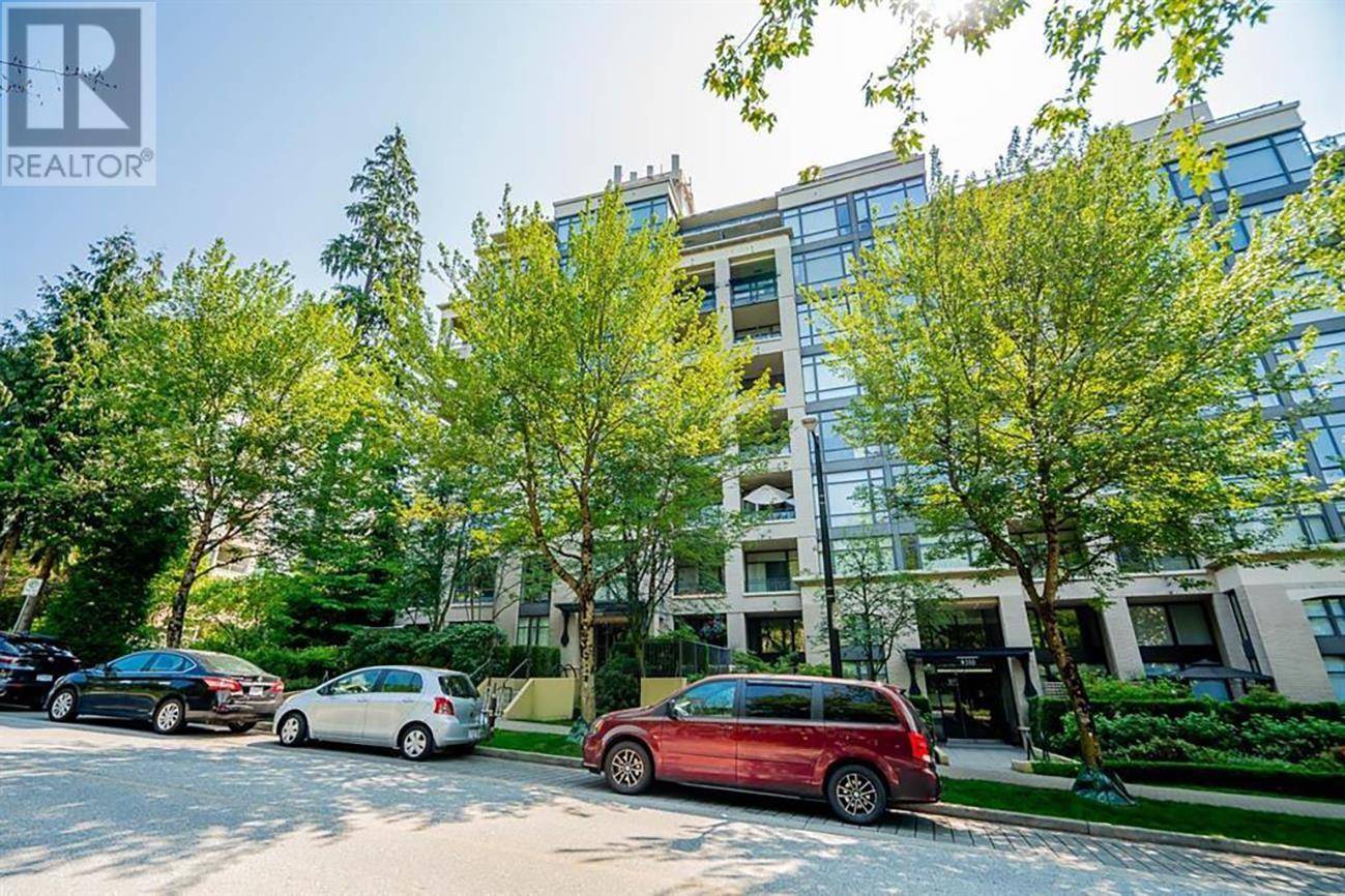 9300 UNIVERSITY CRES #502, Burnaby, BC V5A4X9