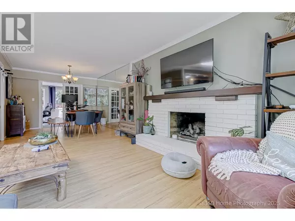Delta, BC V4M1T5,5105 8A AVENUE
