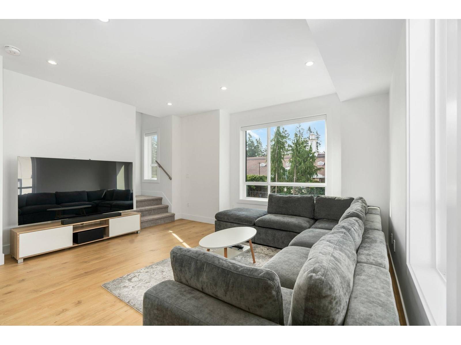 Surrey, BC V3X1T9,12635 63 #37