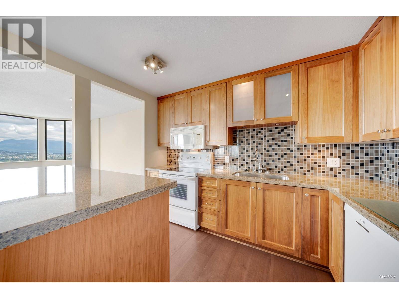 Burnaby, BC V5H3M7,6540 BURLINGTON AVE #2306